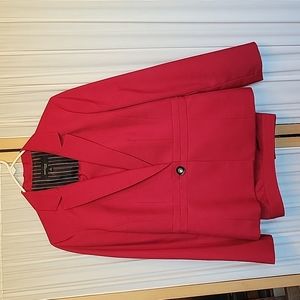 Red Jones Wear 2 Piece Pants Suit - Jacket & Blazer size 8 - EUC